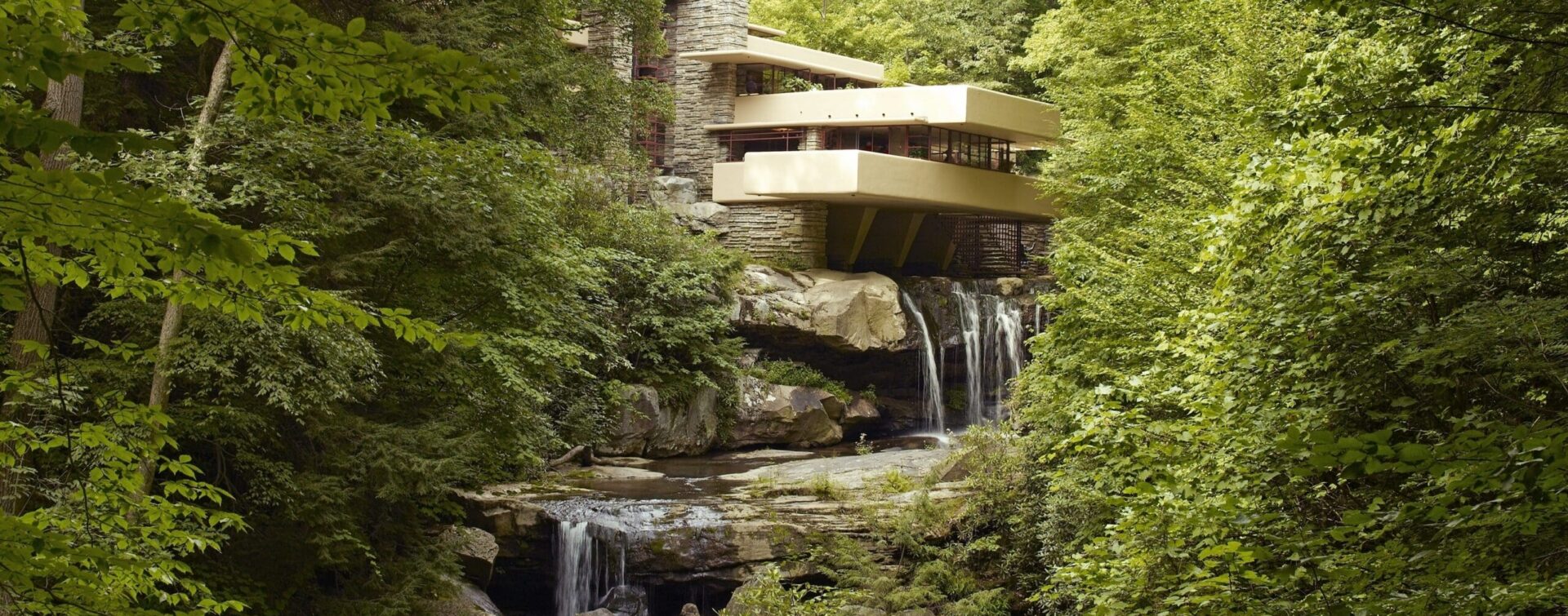 希少価値有り　Frank Lloyd Wright Architecture Revolutionary Frank Lloyd Wright Architecture & It's Impact On
